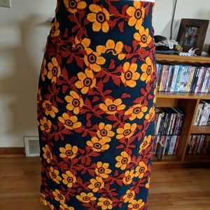 Lularoe Cassie floral xl skirt